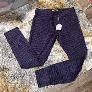 “Rich & Skinny” sz 31 Women’s Purple Alligator Patterned Jeans